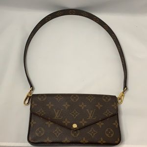 ✨SOLD ✨ Authentic Louis Vuitton Strap
